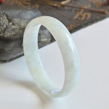 Natural Jade Bangle Round Jadeite Bangle