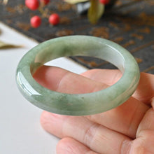 Natural Jade Bangle Round Jadeite Bangle