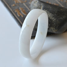 Natural Jade Bangle Round Jadeite Bangle