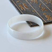 Natural Jade Bangle Round Jadeite Bangle