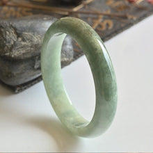 Natural Jade Bangle Round Jadeite Bangle