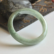 Natural Jade Bangle Round Jadeite Bangle