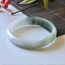 Natural Jade Bangle Round Jadeite Bangle