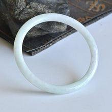 Natural Jade Bangle Round Jadeite Bangle