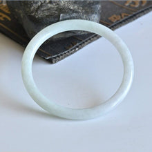 Natural Jade Bangle Round Jadeite Bangle
