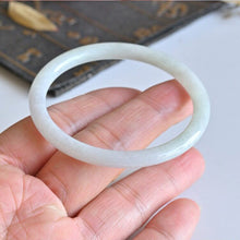 Natural Jade Bangle Round Jadeite Bangle