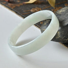 Natural Jade Bangle Round Jadeite Bangle