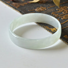 Natural Jade Bangle Round Jadeite Bangle