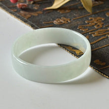 Natural Jade Bangle Round Jadeite Bangle