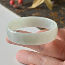 Natural Jade Bangle Round Jadeite Bangle