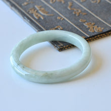 Natural Jade Bangle Round Jadeite Bangle