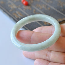 Natural Jade Bangle Round Jadeite Bangle