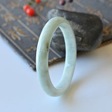 Natural Jade Bangle Round Jadeite Bangle