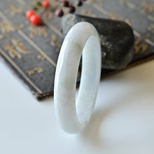 Natural Jade Bangle Round Jadeite Bangle