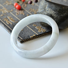 Natural Jade Bangle Round Jadeite Bangle