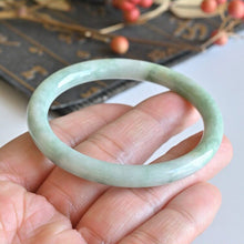 Natural Jade Bangle Round Jadeite Bangle