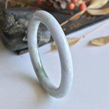 Natural Jade Bangle Round Jadeite Bangle