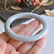Natural Jade Bangle Round Jadeite Bangle