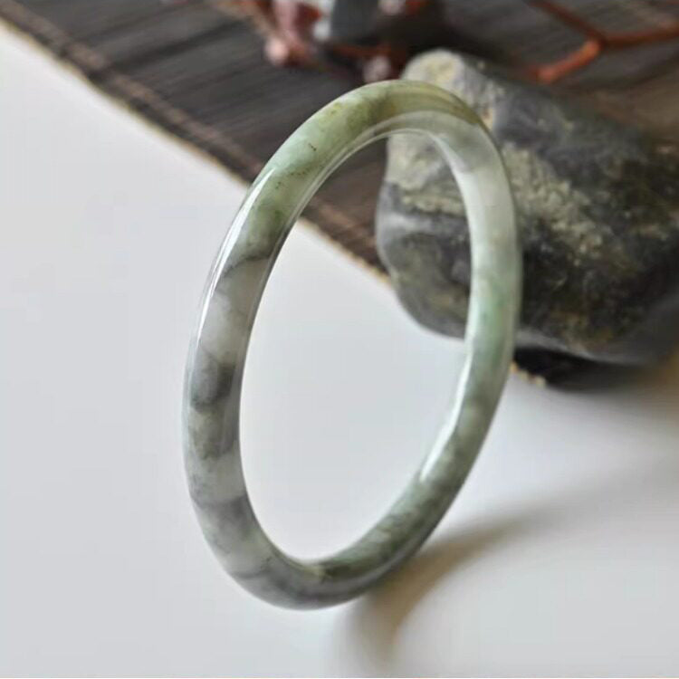 Natural Jade Bangle Round Jadeite Bangle