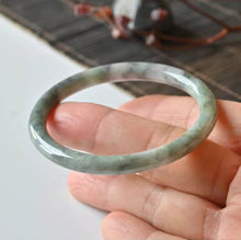 Natural Jade Bangle Round Jadeite Bangle
