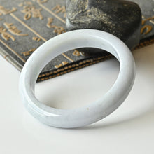Natural Jade Bangle Round Jadeite Bangle