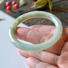 Natural Jade Bangle Round Jadeite Bangle