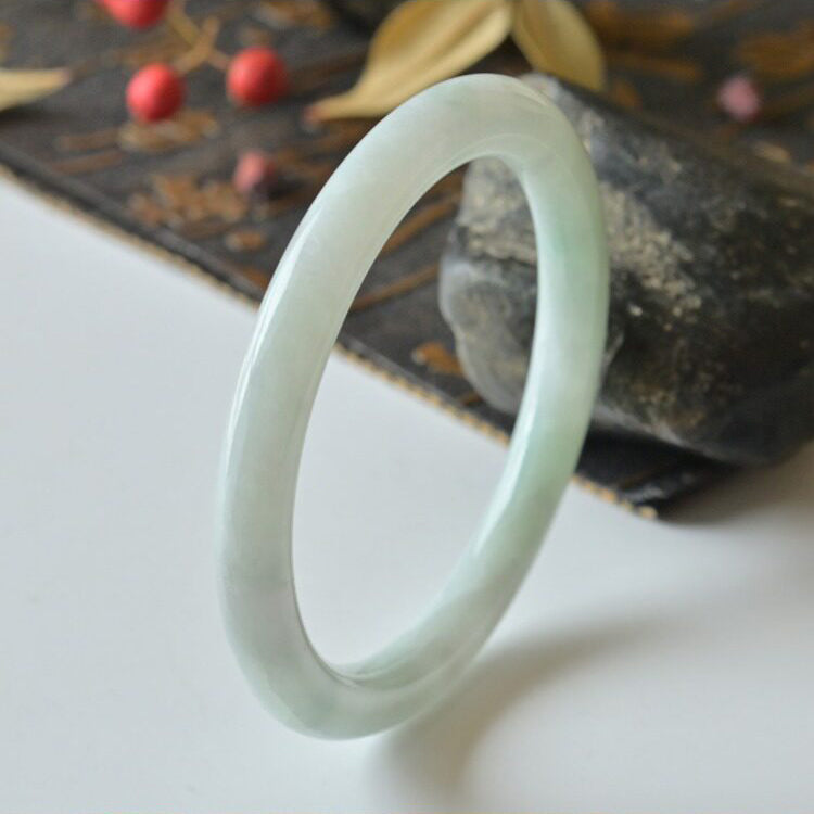 Natural Jade Bangle Round Jadeite Bangle