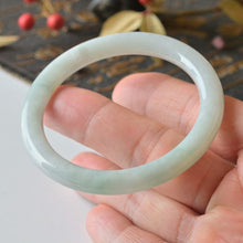 Natural Jade Bangle Round Jadeite Bangle