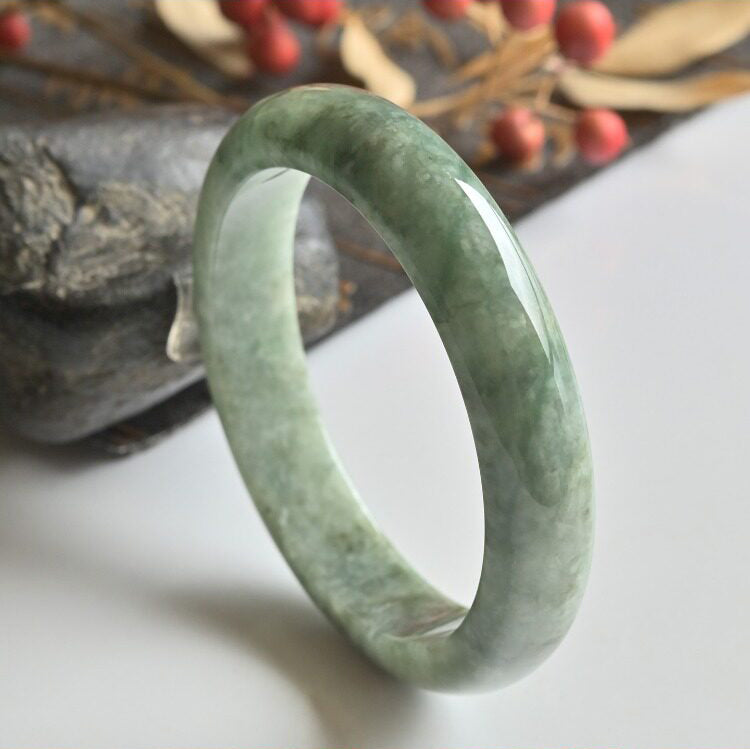 Natural Jade Bangle Round Jadeite Bangle