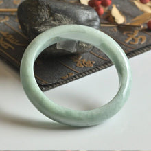 Natural Jade Bangle Round Jadeite Bangle