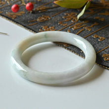 Natural Jade Bangle Round Jadeite Bangle