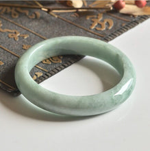Natural Jade Bangle Round Jadeite Bangle