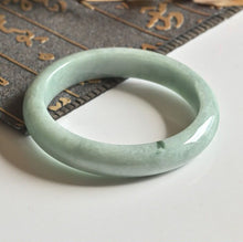 Natural Jade Bangle Round Jadeite Bangle