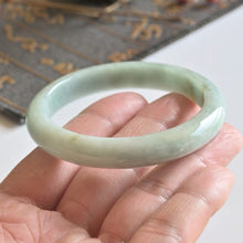 Natural Jade Bangle Round Jadeite Bangle