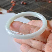 Natural Jade Bangle Round Jadeite Bangle