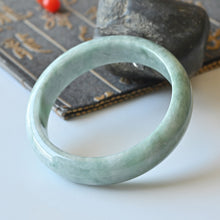 Natural Jade Bangle Round Jadeite Bangle