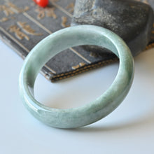 Natural Jade Bangle Round Jadeite Bangle