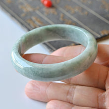 Natural Jade Bangle Round Jadeite Bangle