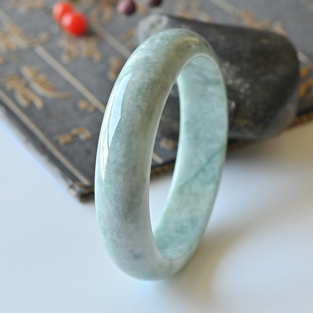 Natural Jade Bangle Round Jadeite Bangle