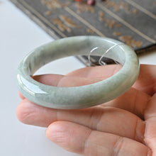 Natural Jade Bangle Round Jadeite Bangle