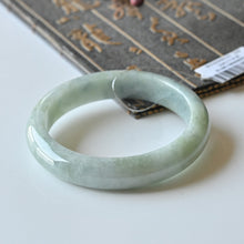 Natural Jade Bangle Round Jadeite Bangle