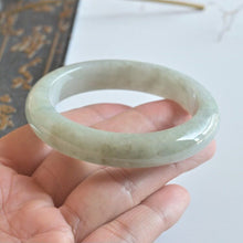 Natural Jade Bangle Round Jadeite Bangle