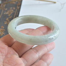 Natural Jade Bangle Round Jadeite Bangle