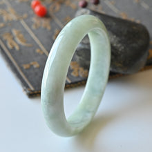 Natural Jade Bangle Round Jadeite Bangle