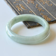 Natural Jade Bangle Round Jadeite Bangle