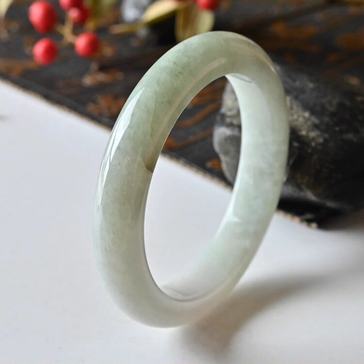 Natural Jade Bangle Round Jadeite Bangle