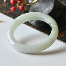 Natural Jade Bangle Round Jadeite Bangle