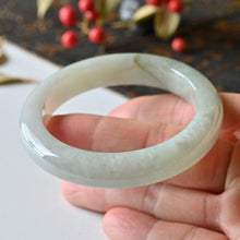 Natural Jade Bangle Round Jadeite Bangle
