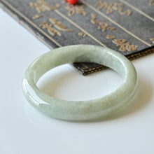 Natural Jade Bangle Round Jadeite Bangle