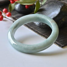 Natural Jade Bangle Round Jadeite Bangle